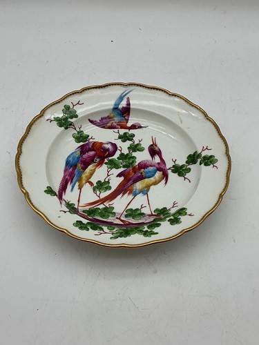 Lot 3 - A Chelsea plate with bird design