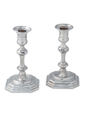 Lot 420 - A pair of Elizabeth II hallmarked silver table candlesticks