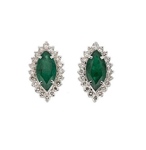 Lot 88 - A pair of emerald and diamond cluster ear studs