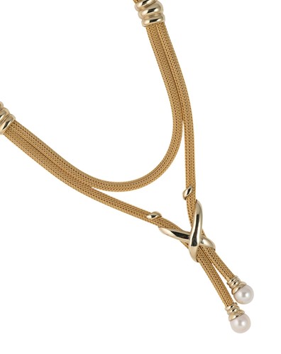 Lot 128 - A modern cultured pearl necklace