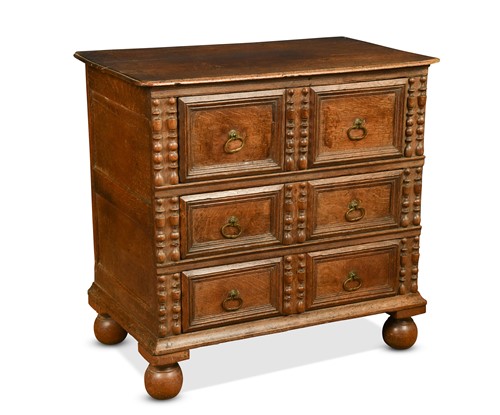 Lot 363 - An oak chest of drawers, circa 1700