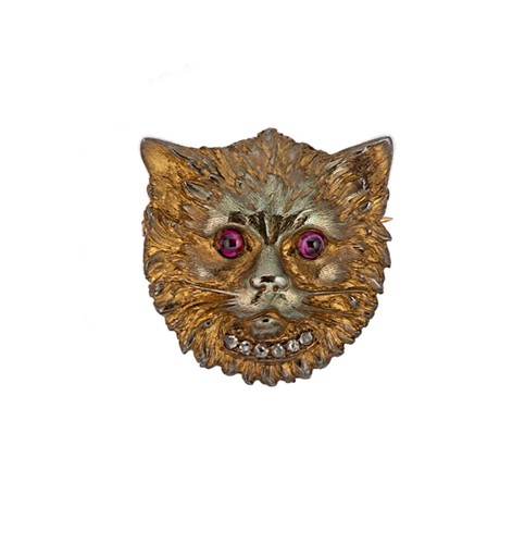 Lot 54 - A French cats head brooch