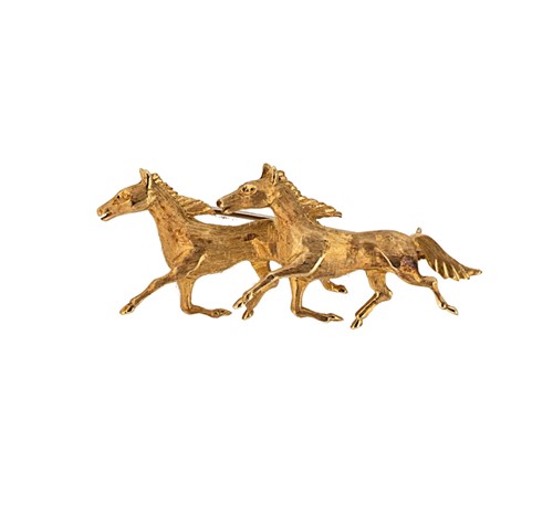 Lot 52 - A modern horse brooch