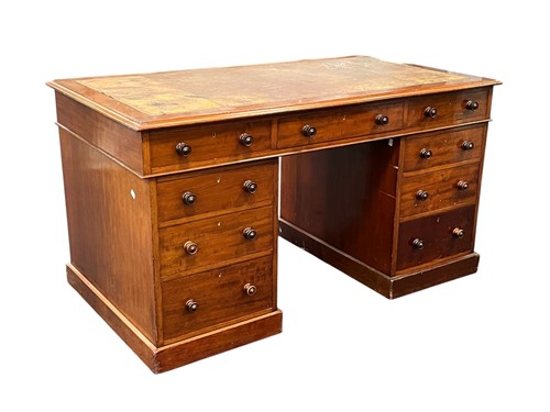 Lot 661 - A mahogany pedestal desk, late 20th century