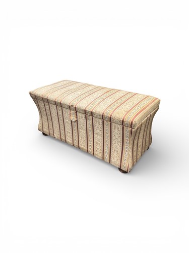 Lot 585 - A Victorian upholstered waisted ottoman with...