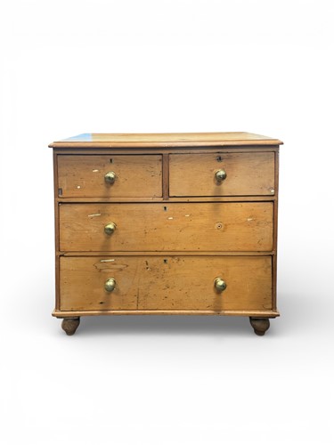 Lot 624 - An early 20th century pine chest of drawers...