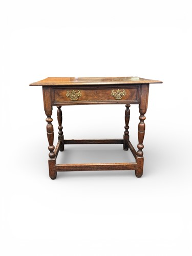 Lot 621 - A Queen Anne oak side table with single drawer,...