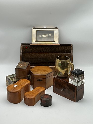 Lot 48 - Various boxes to include, a burr wood and...
