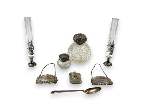 Lot 159 - A group of silver, plated and metalware items,...