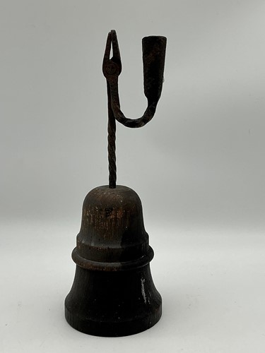 Lot 129 - An 18th/19th century wrought iron rush light,...