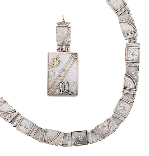 Lot 2 - A Victorian cased necklace and picture locket