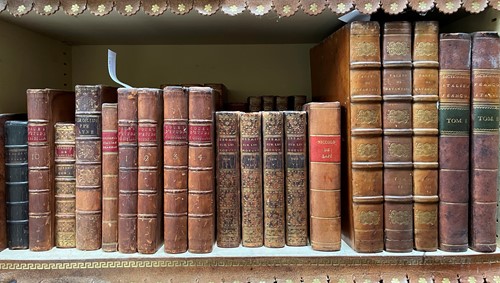 Lot 165 - Italian and French texts, bindings.