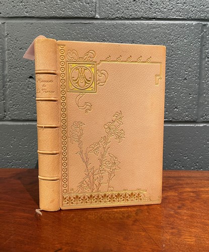 Lot 325 - Binding by Gurvand