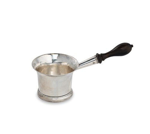 Lot 326 - A George III silver brandy pan