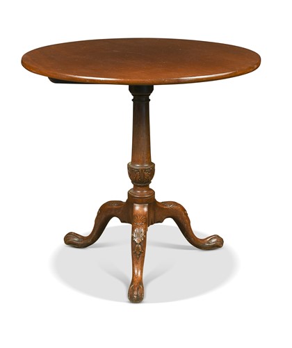 Lot 470 - A George III mahogany tripod table
