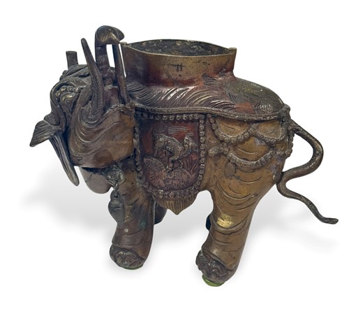 Lot 58 - A Chinese bronze incense burner in the form of an elephant, late Qing Dynasty