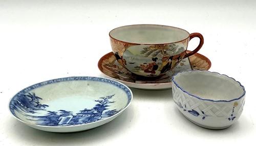 Lot 58 - An 18th century Nanking Cargo blue and white...