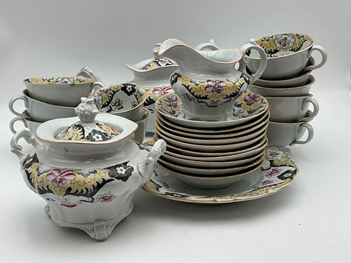Lot 263 - A Mason's ironstone part tea service,...