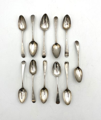 Lot 1 - Eleven George III teaspoons