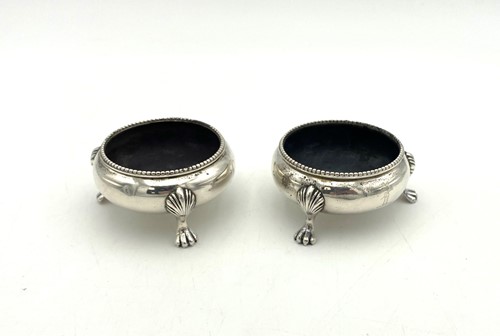 Lot 2 - A pair of Victorian silver salts