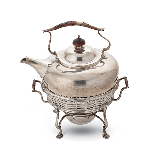 Lot 310 - A George V silver kettle on stand