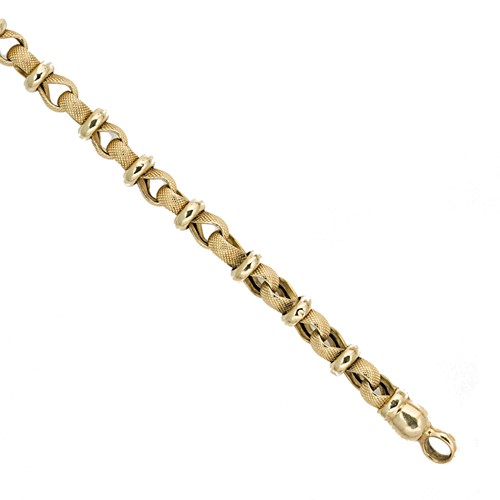 Lot 185 - A fancy belcher style chain
