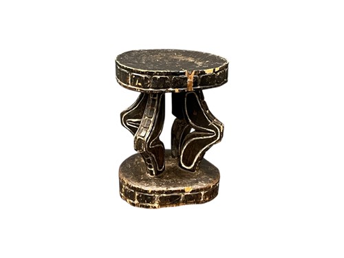 Lot 615 - A Papua New Guinea, Sepik region, carved wood stool