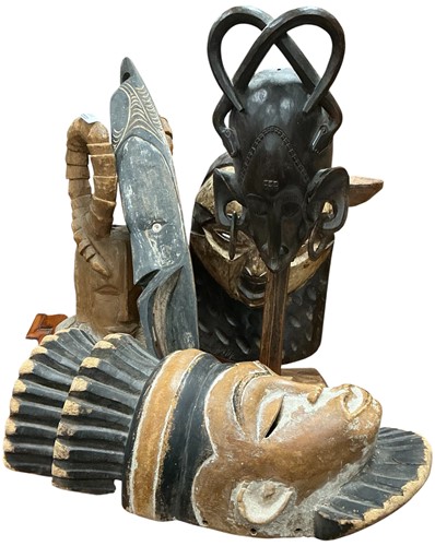 Lot 233 - A carved wood Chiwara African tribal mask,...