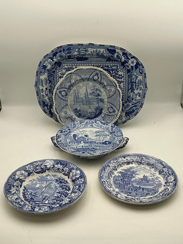 Lot 90 - Various 19th century blue and white transfer...