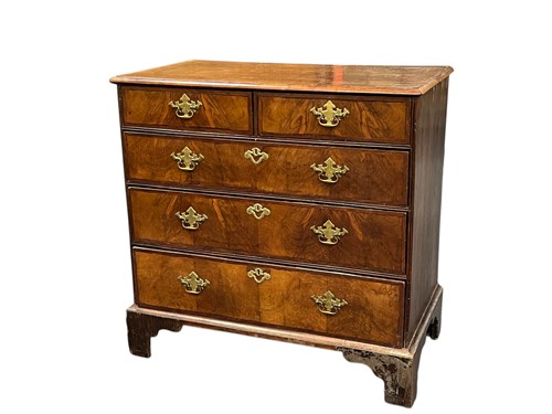 Lot 531 - A walnut chest of drawers, early 18th century,...