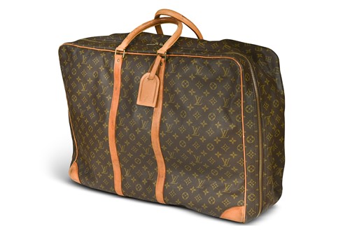 Lot 121 - A large Louis Vuitton Sirius 50 travel bag