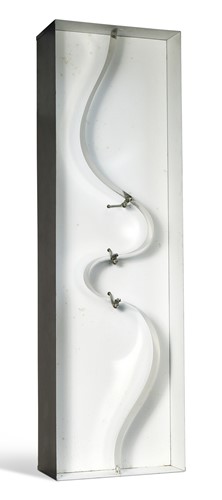Lot 64 - Julio Le Parc (1928-), Forme en Contorsion sur fond Blanc, 1969