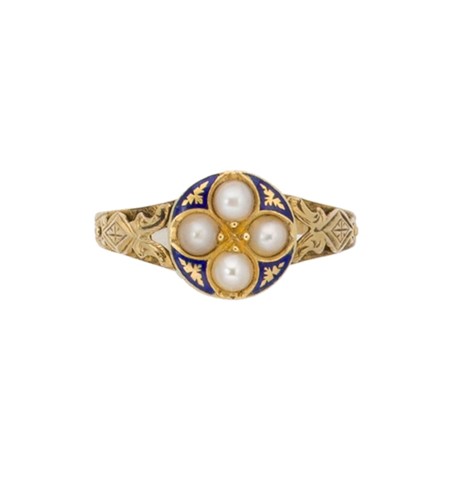 Lot 39 - A Victorian 15ct gold enamel and pearl memorial ring
