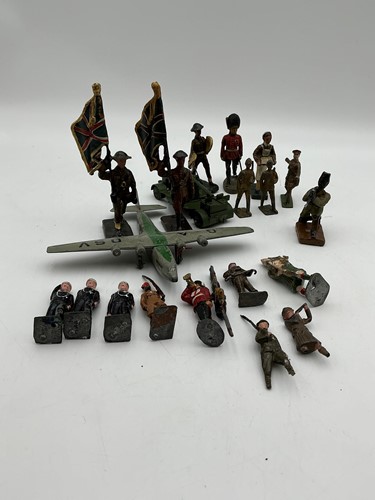 Lot 164 - A small collection of toy soldiers, 20th...
