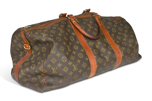 Lot 123 - A Louis Vuitton monogrammed canvas and leather 'Keepall' holdall