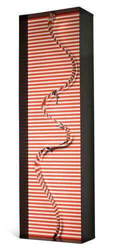 Lot 67 - Julio Le Parc (1928-), Forme en Contorsion sur Trame Rouge, 1969