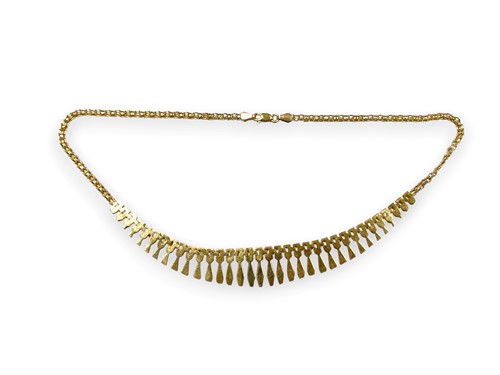 Lot 206 - A hallmarked 9ct gold fringe style necklace,...