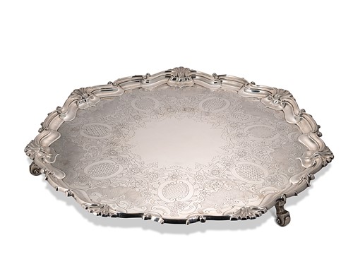 Lot 387 - An Edward VII large silver salver