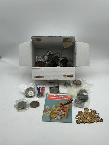 Lot 161 - A collection of commemorative and souvenir...