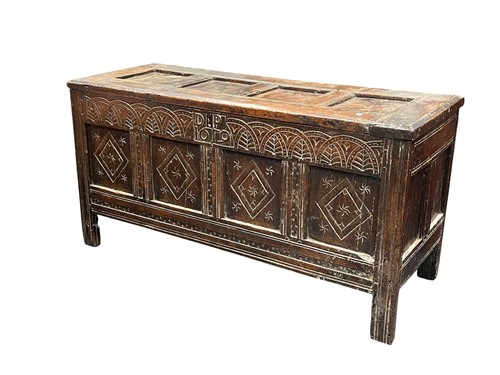 Lot 514 - An oak coffer, late 17th/early 18th century,...