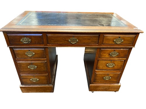 Lot 578 - An Edwardian walnut pedestal desk, comprising...