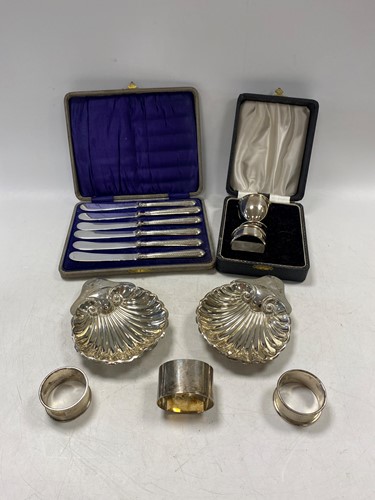 Lot 150 - A pair of silver shell dishes, three silver...