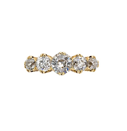 Lot 208 - An early 20th century five stone diamond ring