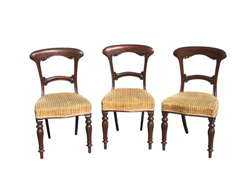 Lot 725 - Three Victorian mahogany dining chairs the cut...