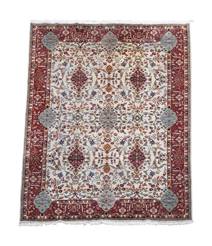 Lot 650 - A Kashan carpet, late 20th century