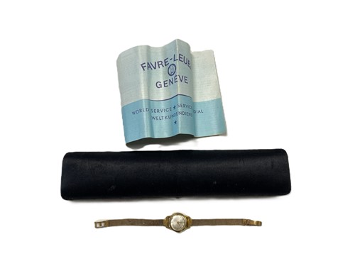 Lot 181 - A gold Favre-Leuba watch, stamped '750', gross...