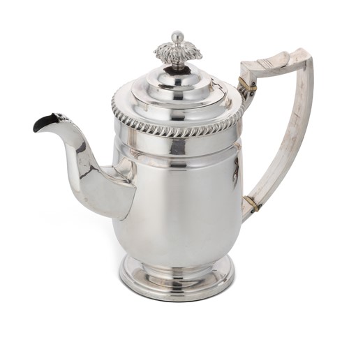 Lot 335 - A George III silver coffee pot
