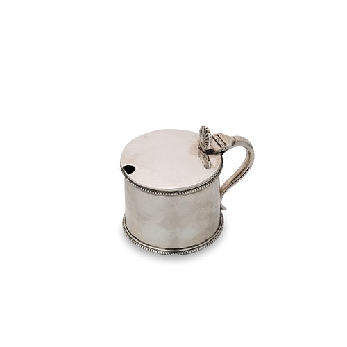 Lot 349 - A Victorian silver mustard pot