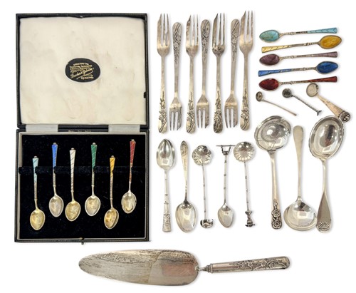 Lot 5 - A group of silver and plated items, comprising...
