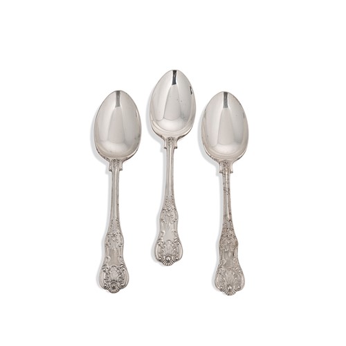 Lot 425 - Twelve Elizabeth II silver spoons